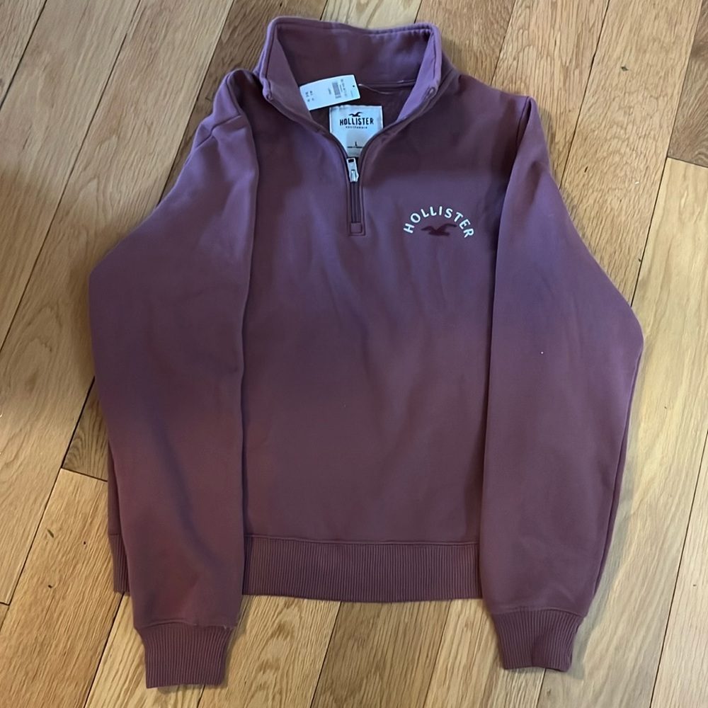 NWT purple Hollister sweatshirt